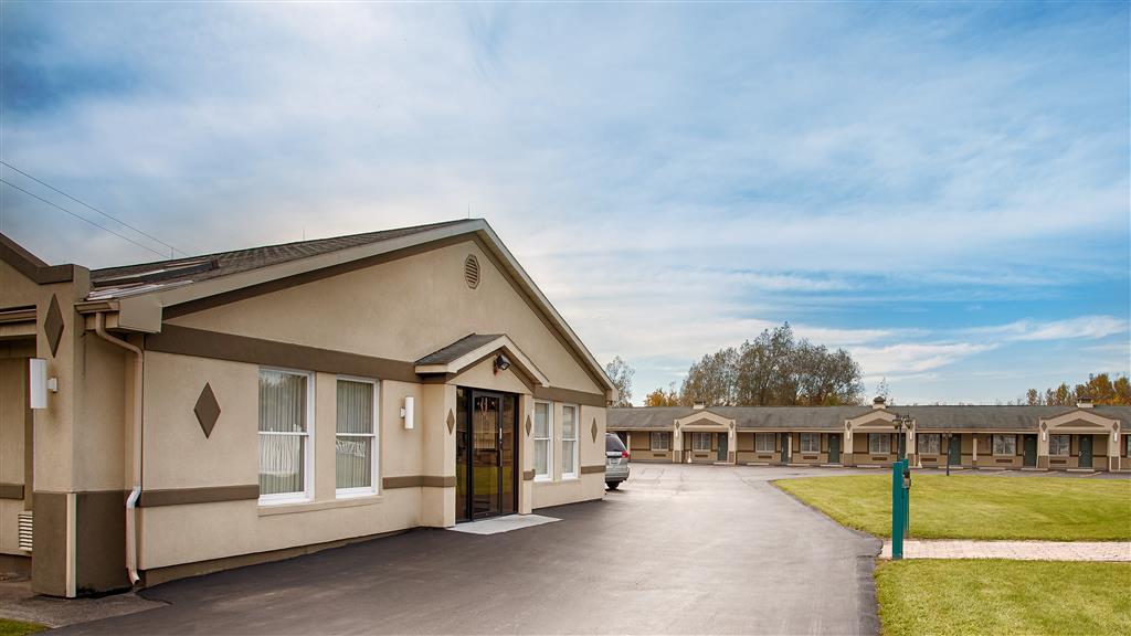 Rodeway Inn Weedsport Eksteriør billede